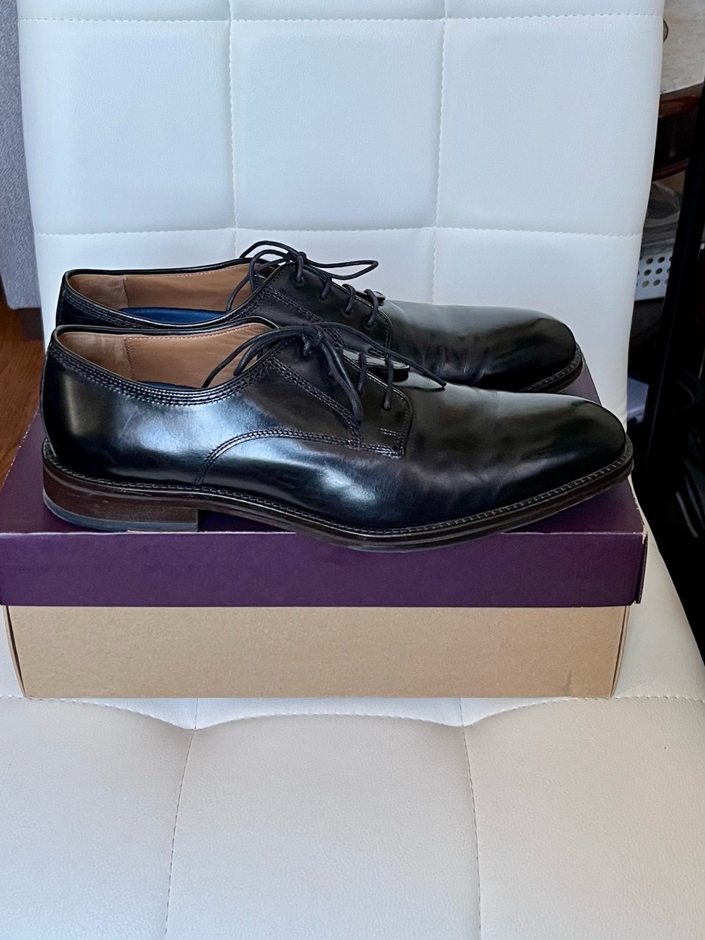 Johnston & Murphy  Black Italian calfskin Plain Toe Derby Shoes 9.5 M
